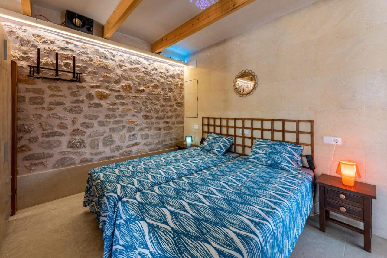 Castell Des Paradis Портопетро Экстерьер фото